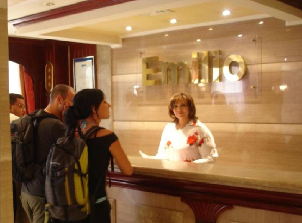 Emilio Hotel 樂蜀 外观 照片